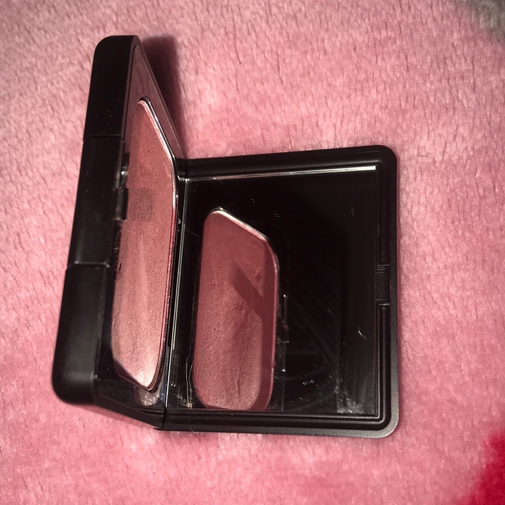 Kat Von D Everlasting Face Shaper Blush